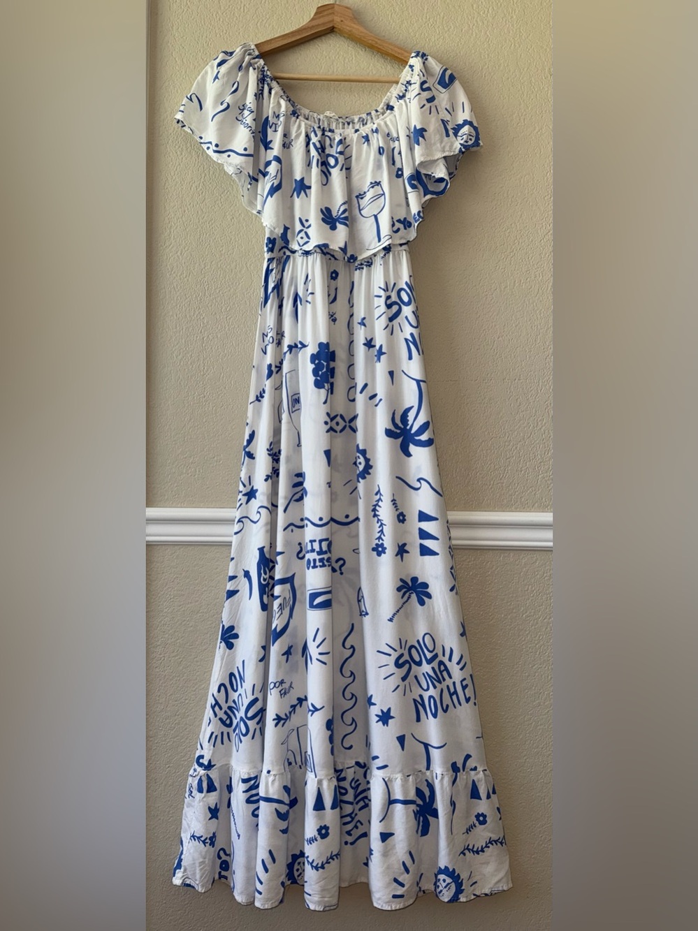 Label of Love Blue White Maxi Dress Vino Wine Vacation Size Large